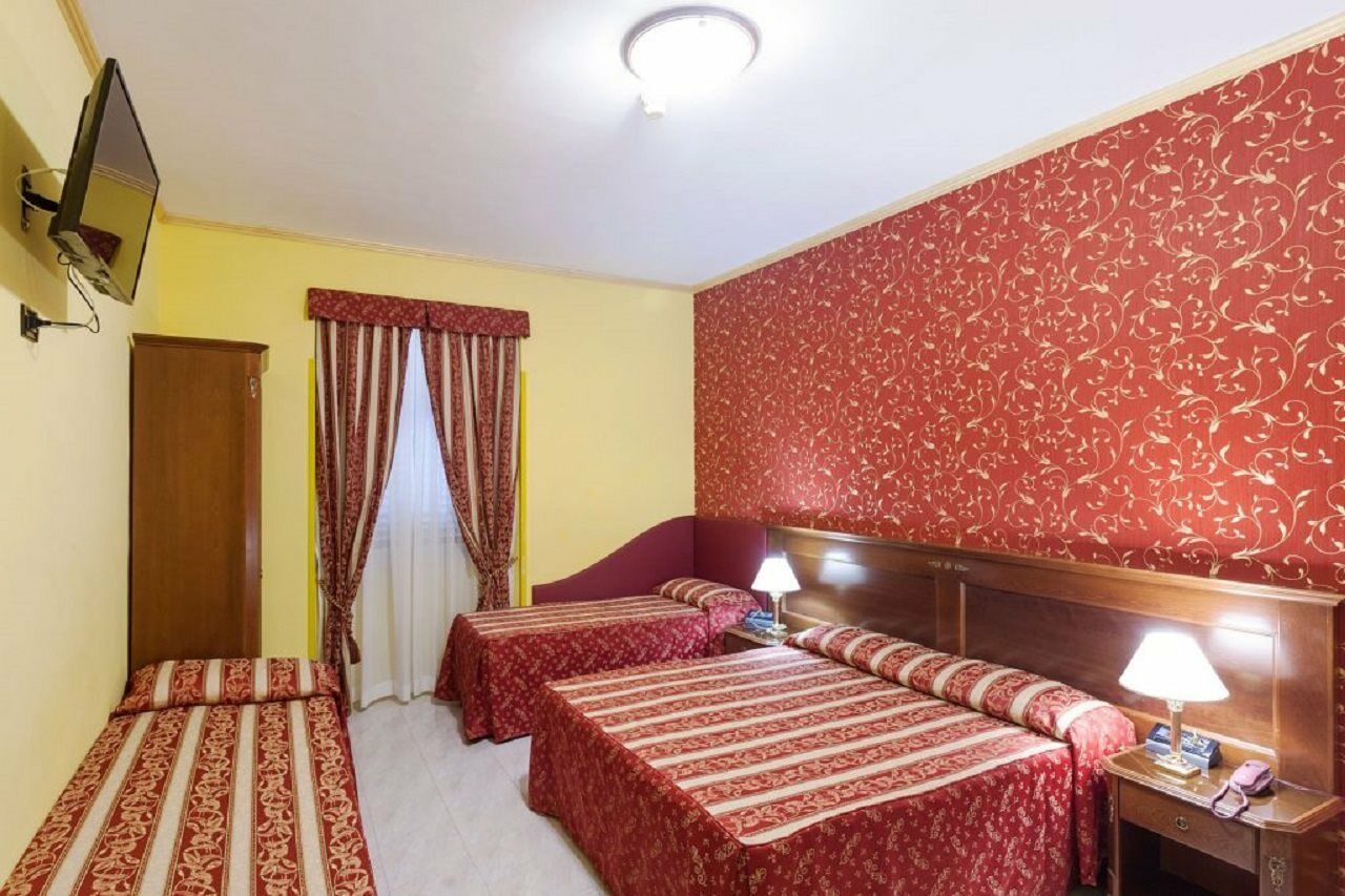 Hotel Oriente Рим Екстериор снимка